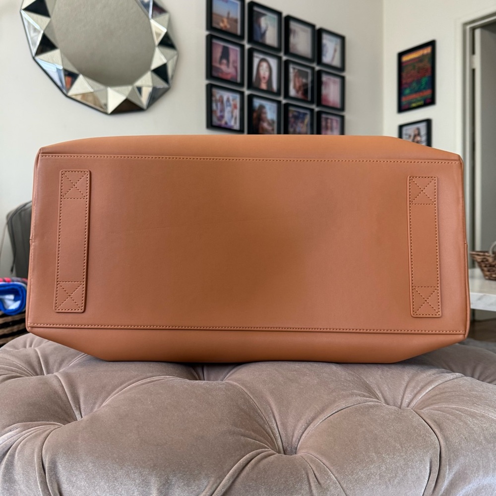 Monos Tan Vegan Leather Metro Weekender Bag - Picture 5 of 9